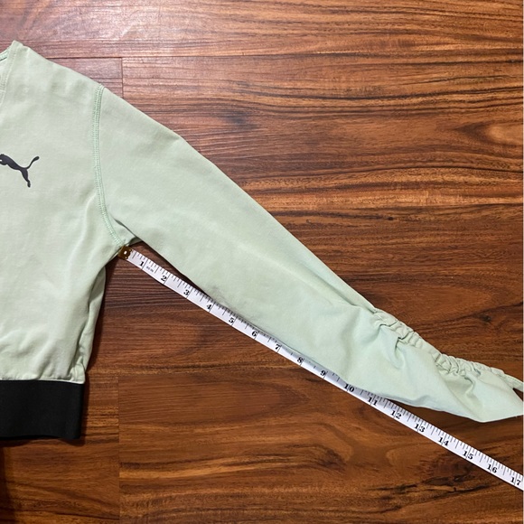 Puma Crop Top - Picture 3 of 4